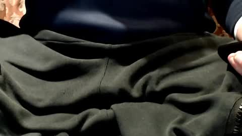 Snapshot of the1pocketrocket chatting on December 30, 2024, 10:23 pm the1pocketrocket online show from December 30, 2024, 10:23 pm