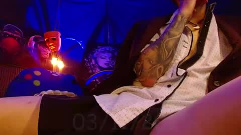 GIORGGIO online show from November 3, 2025, 5:42 am