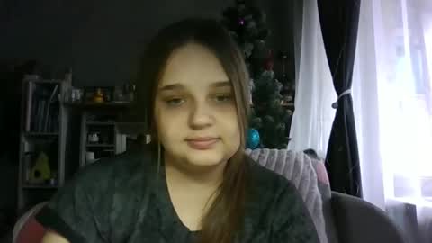 best girl online show from November 12, 2025, 7:42 am