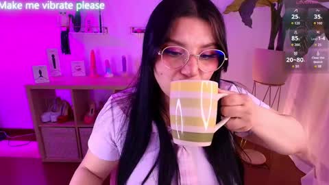 Snapshot of the_cat_girl_ chatting on November 12, 2025, 3:01 pm i am Cat online show from November 12, 2025, 3:01 pm