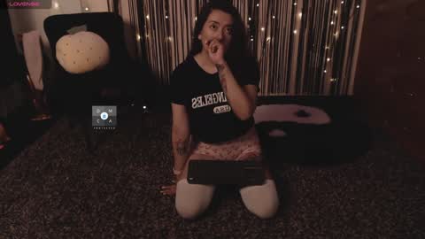 Giovanna online show from February 4, 2025, 1:02 am