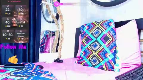 the dog lian online show from February 8, 2025, 11:12 am