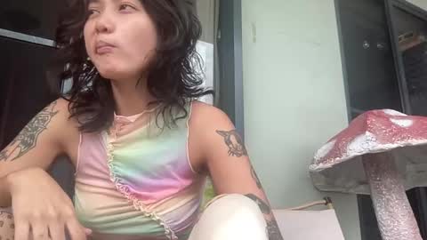 the_emmarouge online show from January 11, 2026, 1:43 am