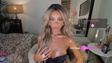 Snapshot of the_enchantressxx chatting on February 8, 2026, 9:40 pm nabi butterfly online show from February 8, 2026, 9:40 pm