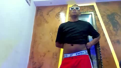 the_hot_boy0 online show from November 12, 2025, 12:27 pm