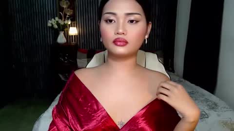 IG Lisa Avery Monroe online show from April 5, 2026, 2:14 pm