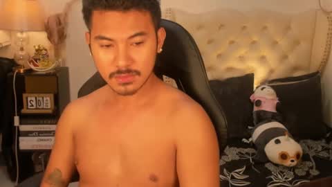 Snapshot of the_killian_jones chatting on October 9, 2025, 4:05 pm ken online show from October 9, 2025, 4:05 pm