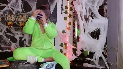 the_lesbian_game online show from November 1, 2025, 3:19 am