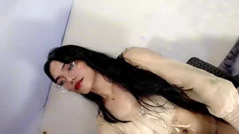 the_naughty_kyra online show from October 23, 2025, 5:07 am