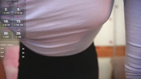 My name is Cynthia and Im very happy to see you in my sweet room  online show from April 14, 2026, 3:12 am