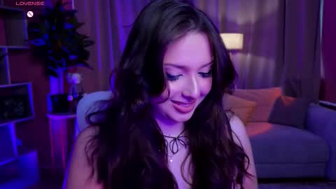 Lucy online show from September 24, 2025, 1:03 pm