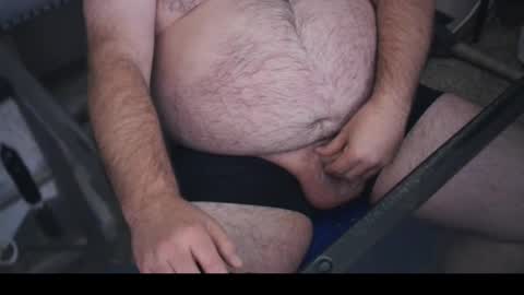 Snapshot of thebearking69 chatting on October 28, 2025, 5:55 am The Bear King online show from October 28, 2025, 5:55 am