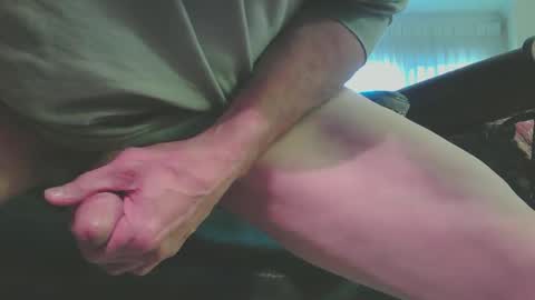 thebest14u online show from February 16, 2025, 10:10 pm