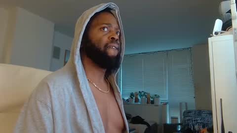 Snapshot of theblacklordmaster chatting on October 3, 2025, 12:35 pm theblacklordmaster online show from October 3, 2025, 12:35 pm