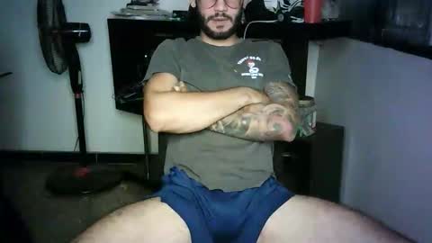 Snapshot of thedragonboyxxx chatting on March 17, 2026, 1:32 am thedragonboyxxx online show from March 17, 2026, 1:32 am