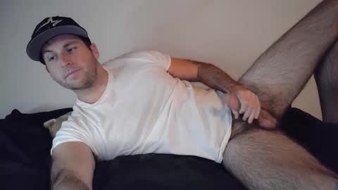 Theetwohander online show from October 29, 2025, 2:25 am