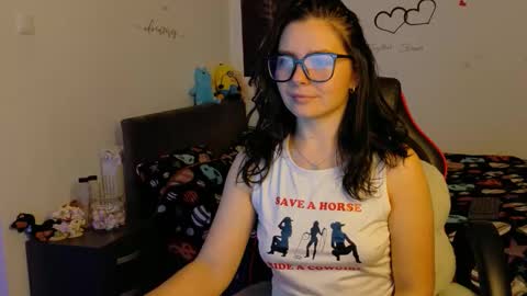 TheFarmergirl online show from November 16, 2025, 5:07 pm