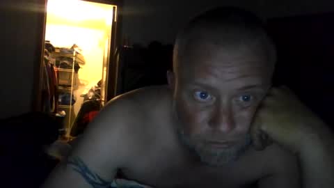 Snapshot of theflirtinsquirts chatting on May 24, 2026, 11:21 pm EthicalNightOps online show from May 24, 2026, 11:21 pm