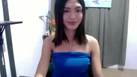 thegirlyouneedxoxo online show from December 2, 2025, 3:01 am