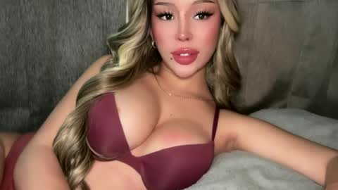 Snapshot of thegreat_legacy chatting on July 14, 2026, 11:05 am Elle dont forget to folloW me and thumbs up online show from July 14, 2026, 11:05 am
