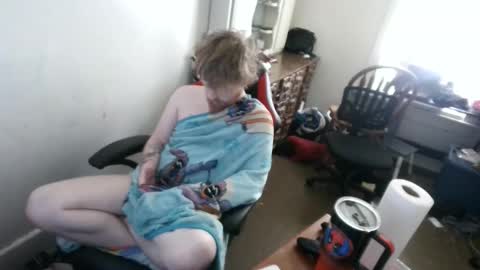 Snapshot of thehotfoxdd chatting on February 10, 2026, 5:28 pm fuzzyfox online show from February 10, 2026, 5:28 pm