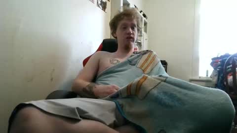 Snapshot of thehotfoxdd chatting on February 13, 2026, 6:15 pm fuzzyfox online show from February 13, 2026, 6:15 pm