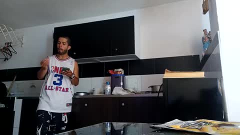 thehousedog online show from December 4, 2025, 2:15 pm