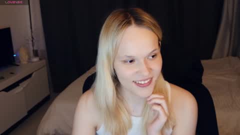 Lily online show from June 13, 2026, 9:35 pm