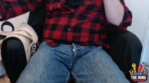 TheHungHandyman online show from April 21, 2026, 1:42 am