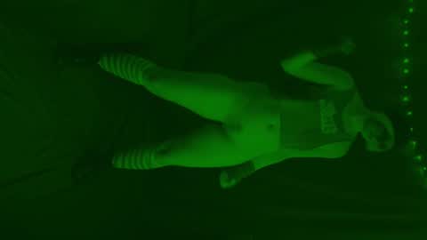 thehungmantis online show from December 12, 2024, 2:26 am