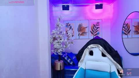 Theia  online show from October 20, 2025, 12:38 pm