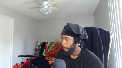 IXMCOUPLE444 online show from April 19, 2026, 7:49 pm