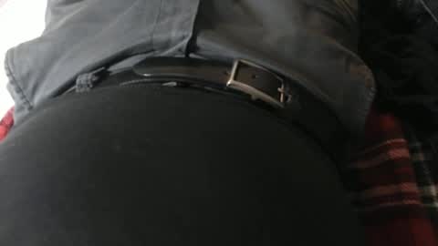 Liam online show from November 2, 2025, 9:28 pm