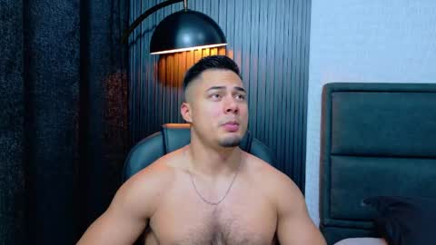 Snapshot of thekingerick chatting on May 21, 2026, 10:50 pm thekingerick online show from May 21, 2026, 10:50 pm
