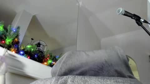 KinkSide online show from December 7, 2024, 2:31 am