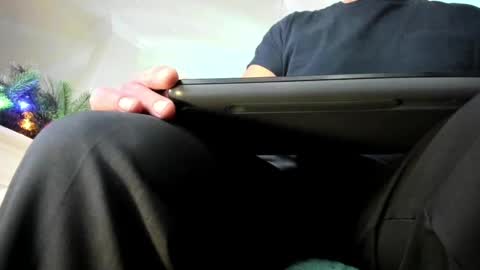 KinkSide online show from December 12, 2024, 2:48 am