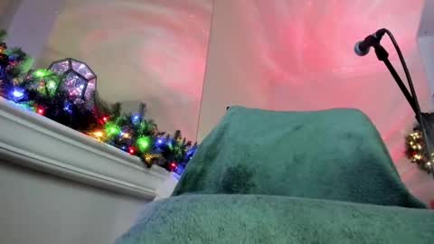 KinkSide online show from December 14, 2024, 3:07 am