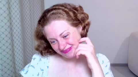 Snapshot of theladysblush chatting on October 12, 2025, 6:01 am Ella online show from October 12, 2025, 6:01 am