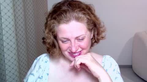 Snapshot of theladysblush chatting on October 13, 2025, 6:41 pm Ella online show from October 13, 2025, 6:41 pm