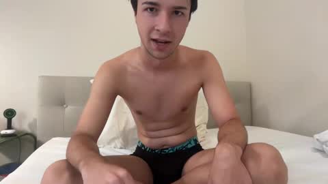 Snapshot of thelonglouie chatting on October 4, 2025, 5:33 pm Louie online show from October 4, 2025, 5:33 pm