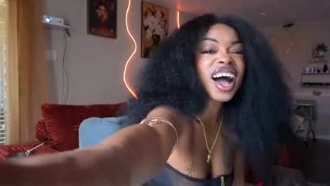 thelovelybrown online show from July 21, 2026, 5:26 pm