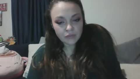 Stephanie Fuller online show from November 30, 2025, 6:06 am