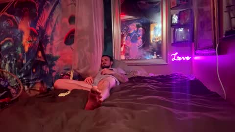 themoreulickthemoreidrip online show from September 30, 2025, 12:10 pm