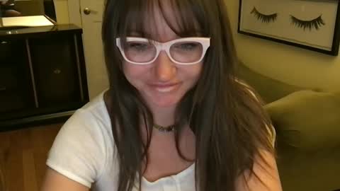 Snapshot of themrsnelson chatting on October 15, 2025, 8:58 am Cach Nelson online show from October 15, 2025, 8:58 am