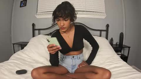 naturallovers online show from October 10, 2025, 3:16 am