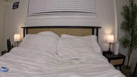 naturallovers online show from February 7, 2026, 4:05 am