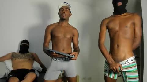 Snapshot of thenewclass chatting on October 2, 2025, 7:37 am Andriw and Maiol online show from October 2, 2025, 7:37 am