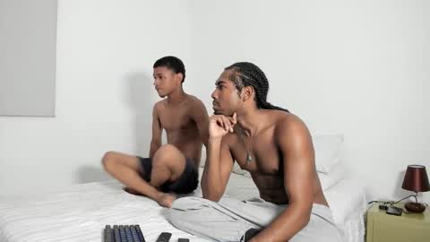 Snapshot of thenewclass chatting on October 26, 2025, 12:49 am Andriw and Maiol online show from October 26, 2025, 12:49 am