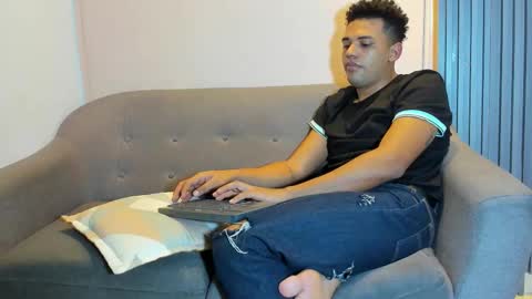 theo_morris online show from February 28, 2026, 5:30 am