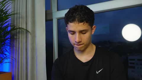 Snapshot of theohawke_ chatting on March 8, 2025, 11:18 pm THEO- MATEO online show from March 8, 2025, 11:18 pm